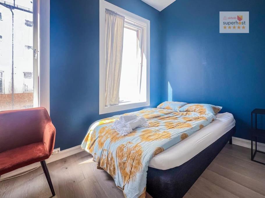 Supercentral King Bed Fast Wifi Leilighet *